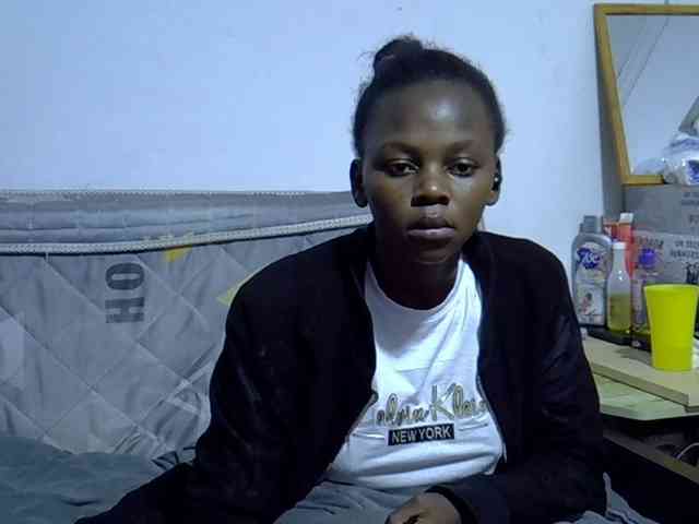 Sexybeiby1 webcam