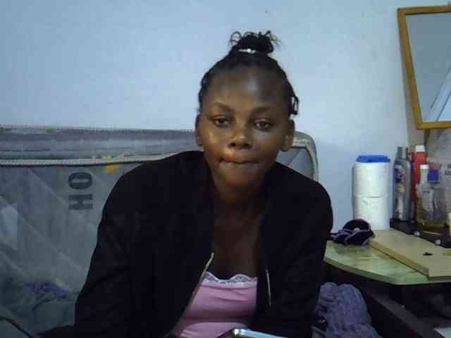 Sexybeiby1 webcam