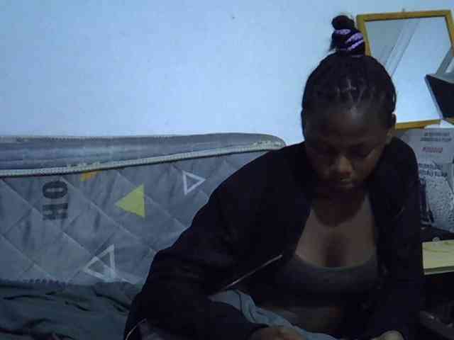 Sexybeiby1 webcam