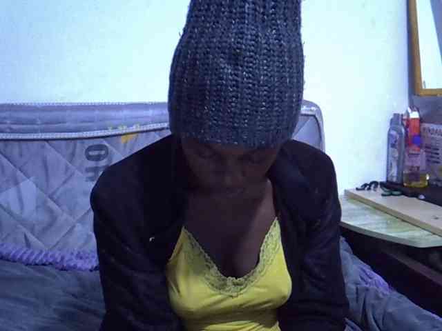 Sexybeiby1 webcam