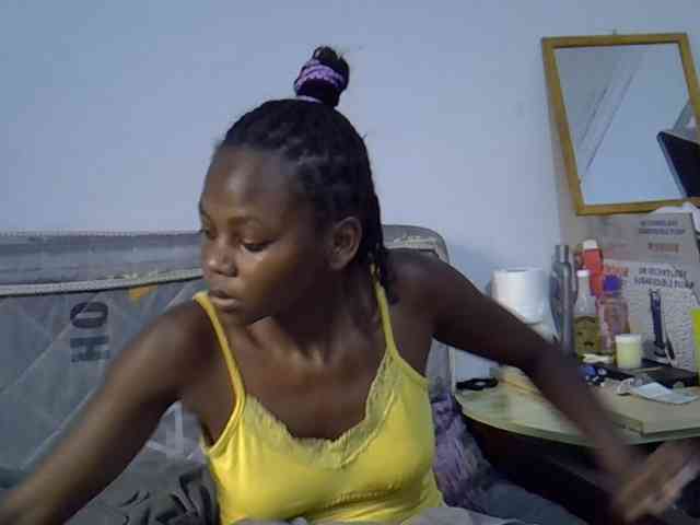 Sexybeiby1 webcam