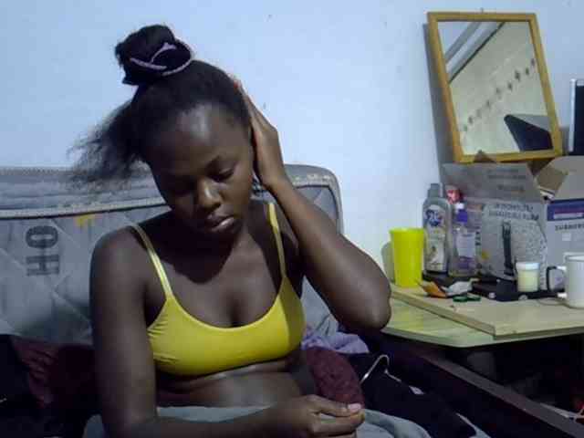 Sexybeiby1 webcam