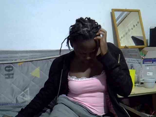 Sexybeiby1 webcam