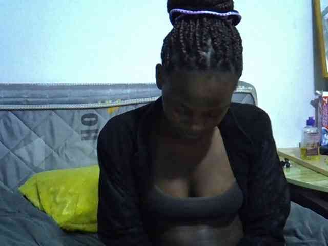 Sexybeiby1 webcam