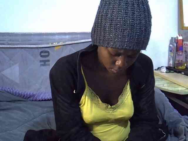 Sexybeiby1 webcam