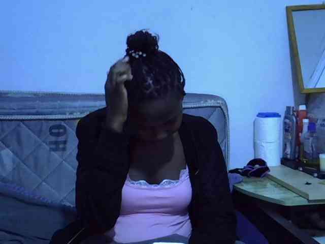 Sexybeiby1 webcam