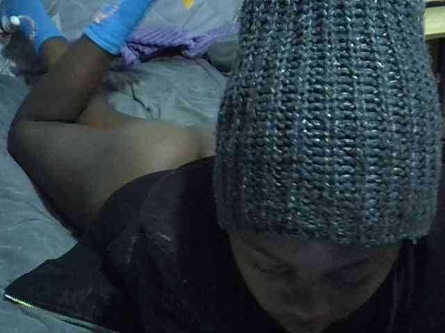 Sexybeiby1 webcam