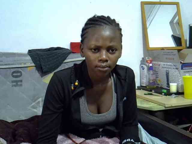 Sexybeiby1 webcam