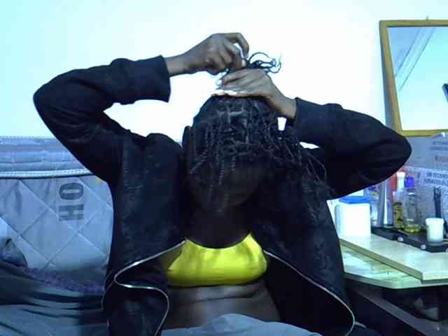 Sexybeiby1 webcam