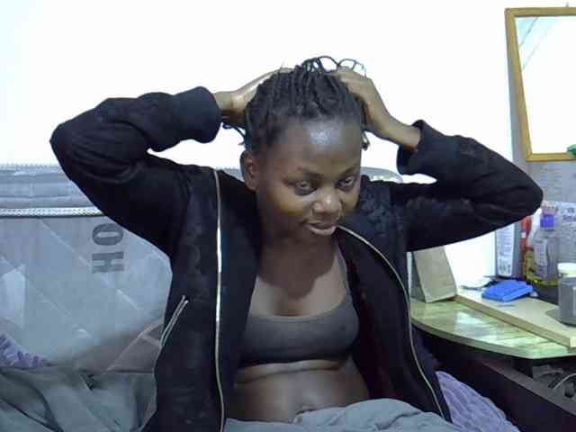 Sexybeiby1 webcam