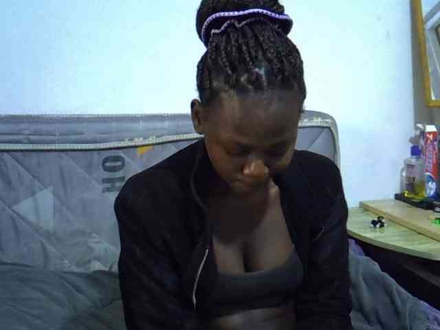 Sexybeiby1 webcam