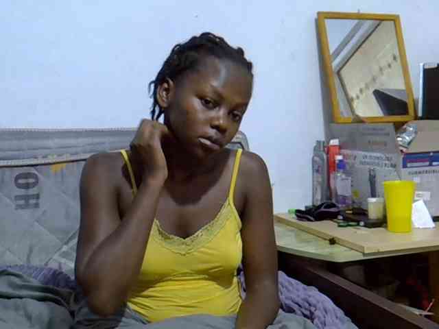Sexybeiby1 webcam