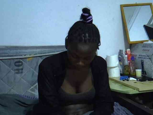 Sexybeiby1 webcam