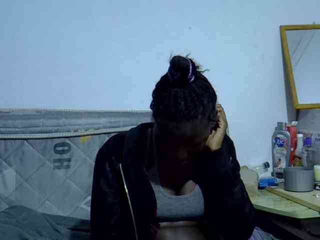 Sexybeiby1 webcam