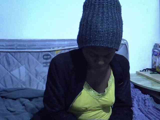 Sexybeiby1 webcam