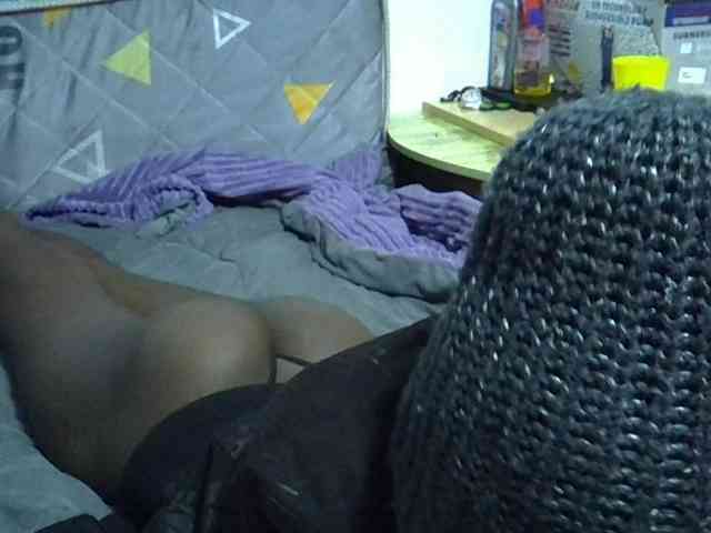 Sexybeiby1 webcam