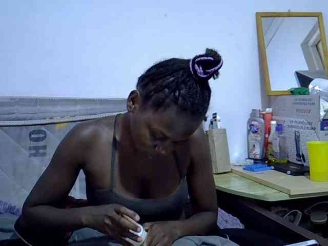 Sexybeiby1 webcam