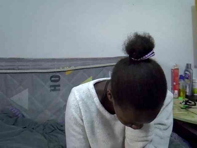 Sexybeiby1 webcam