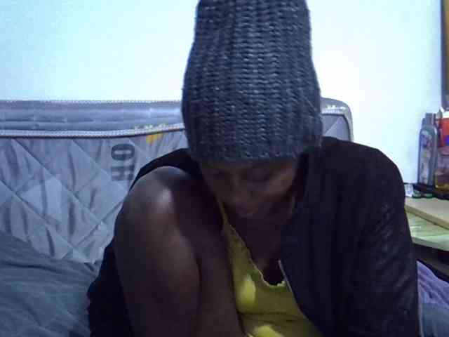Sexybeiby1 webcam