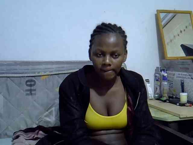Sexybeiby1 webcam