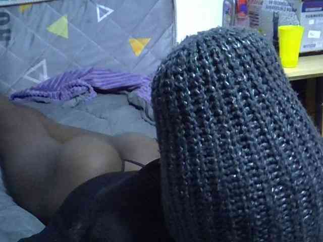 Sexybeiby1 webcam