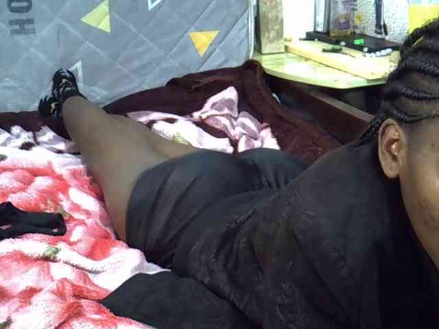 Sexybeiby1 webcam