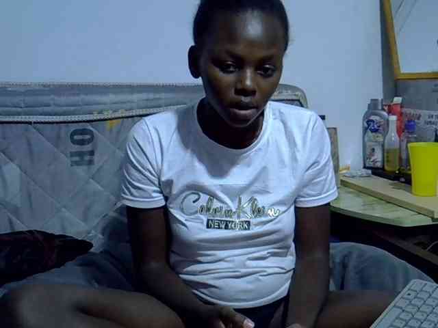 Sexybeiby1 webcam