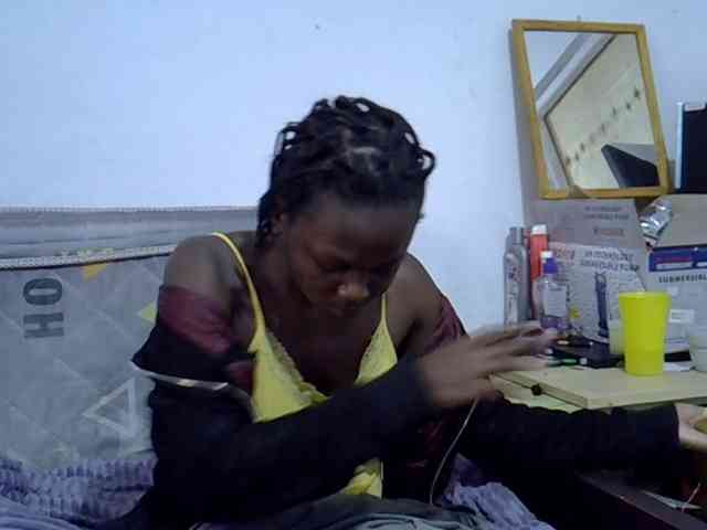 Sexybeiby1 webcam