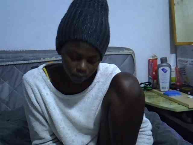 Sexybeiby1 webcam