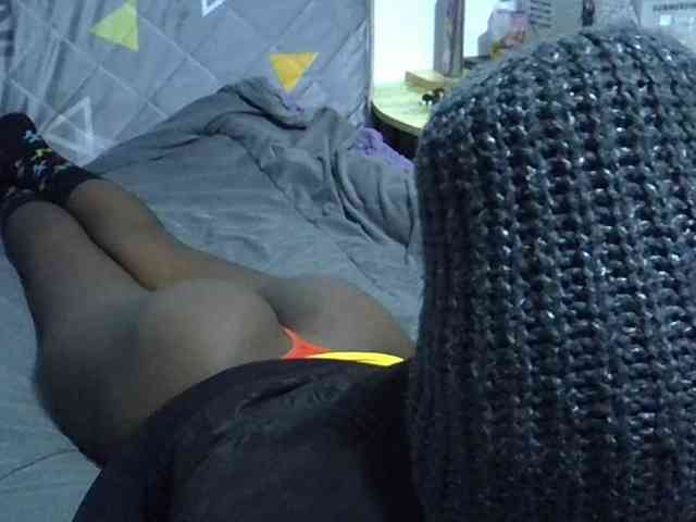 Sexybeiby1 webcam