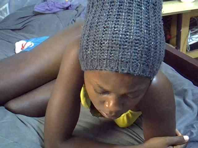 Sexybeiby1 webcam