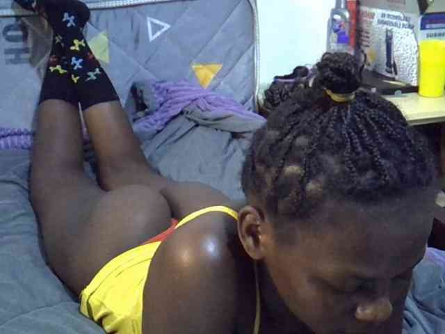 Sexybeiby1 webcam