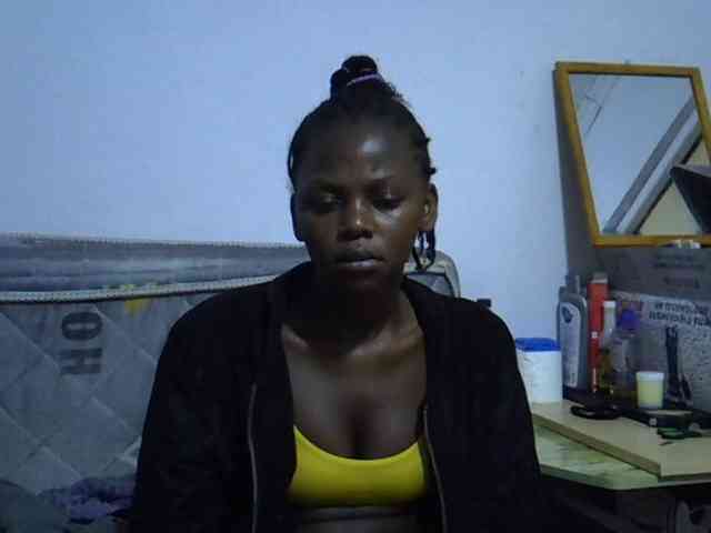 Sexybeiby1 webcam