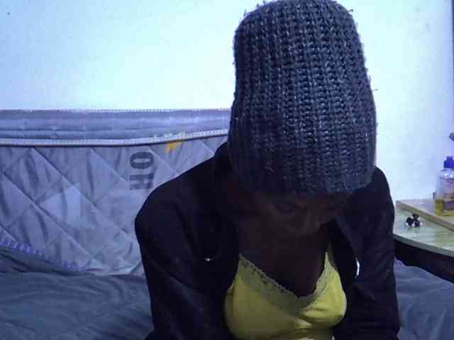 Sexybeiby1 webcam