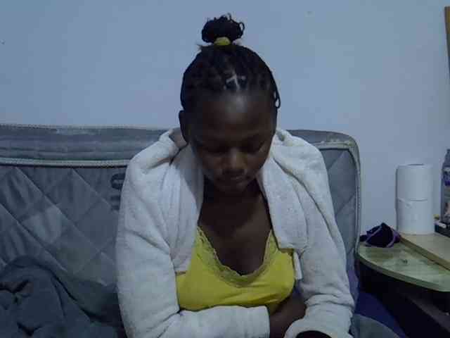 Sexybeiby1 webcam