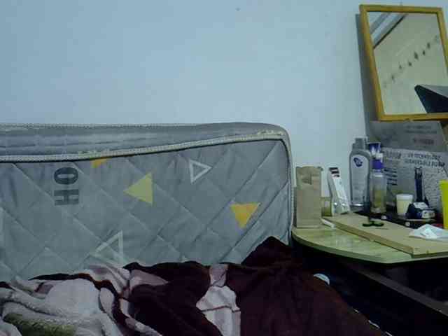 Sexybeiby1 webcam