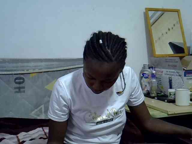 Sexybeiby1 webcam