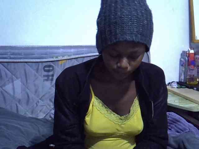 Sexybeiby1 webcam