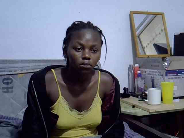 Sexybeiby1 webcam