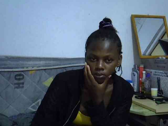 Sexybeiby1 webcam