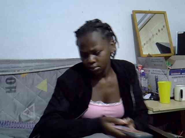 Sexybeiby1 webcam