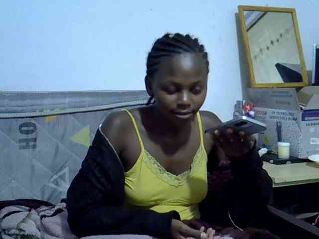 Sexybeiby1 webcam