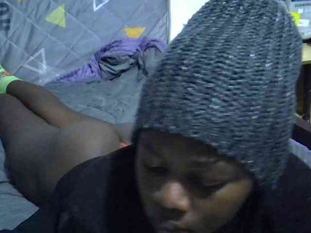 Sexybeiby1 webcam