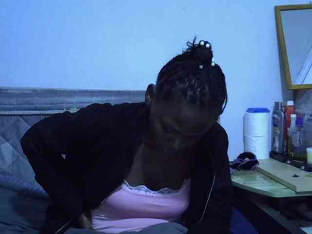 Sexybeiby1 webcam