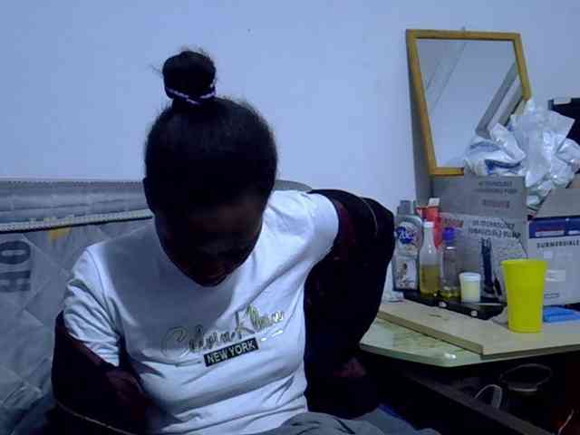 Sexybeiby1 webcam