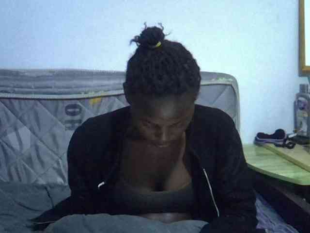 Sexybeiby1 webcam