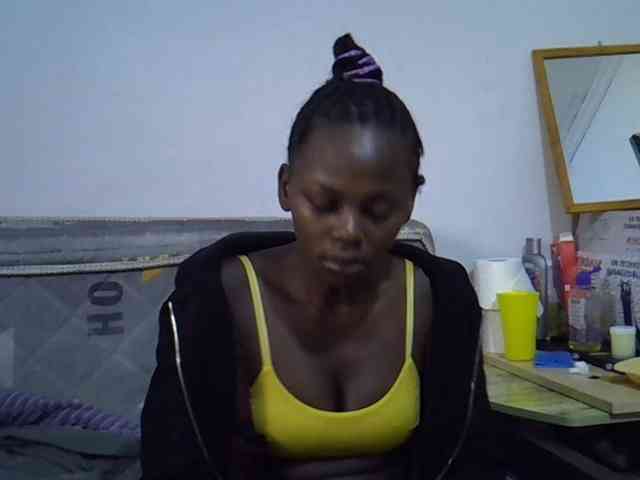 Sexybeiby1 webcam