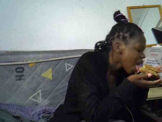 Sexybeiby1 webcam