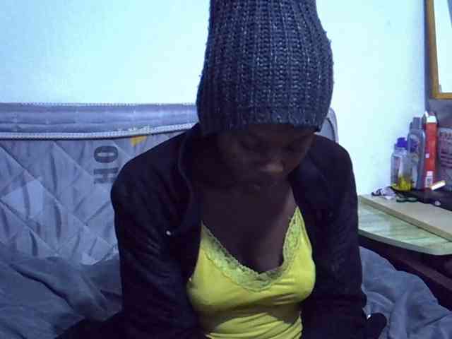 Sexybeiby1 webcam