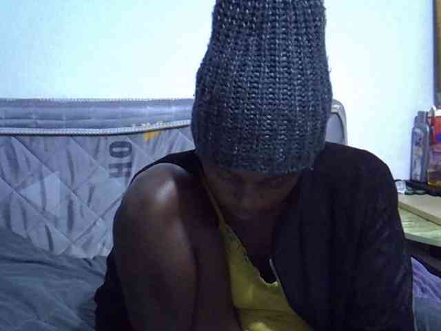 Sexybeiby1 webcam
